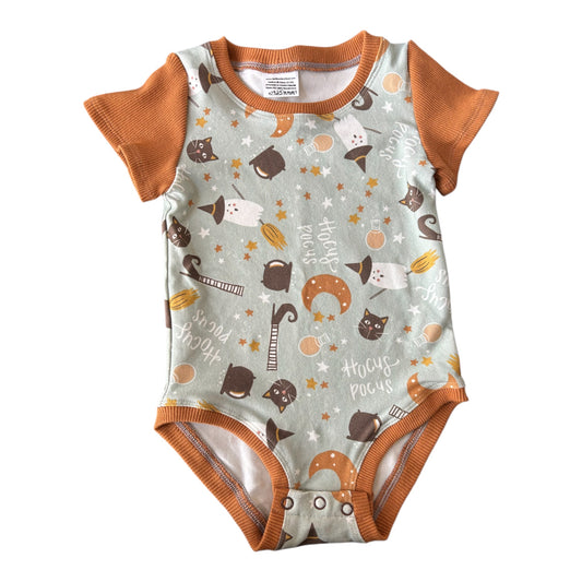 Hocus Pocus Onesie 12M